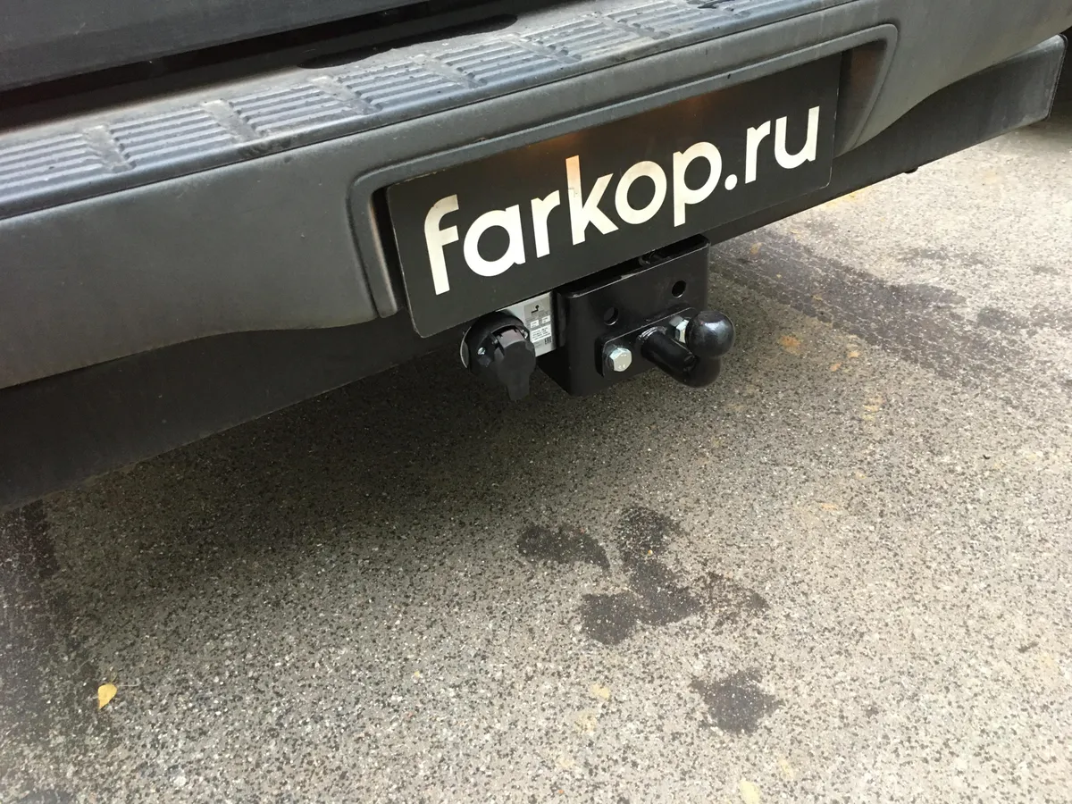 Фаркоп Лидер Плюс для Toyota Hilux 2010-2015 T114-FC в Севастополь Фаркоп Лидер Плюс для Toyota Hilux 2010-2015 T114-FC в Севастополь