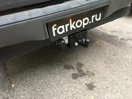 Фаркоп Лидер Плюс для Toyota Hilux 2010-2015 T114-FC в Севастополь