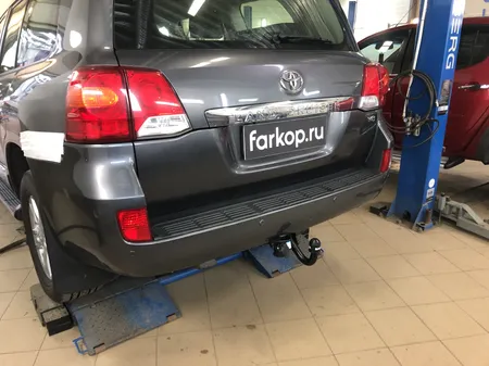 Фаркоп Baltex для Toyota Land Cruiser J200 2007-2021 249485 в Севастополь