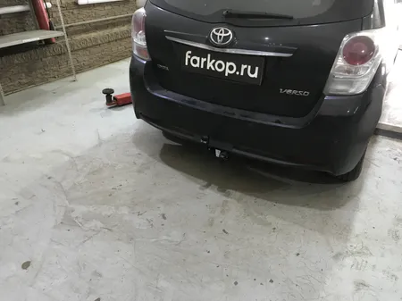 Фаркоп Oris для Toyota Verso 2012-2018 3069-A в Севастополь