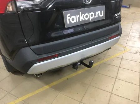 Фаркоп Berg для Toyota RAV4 2019- F.5717.001 в Севастополь