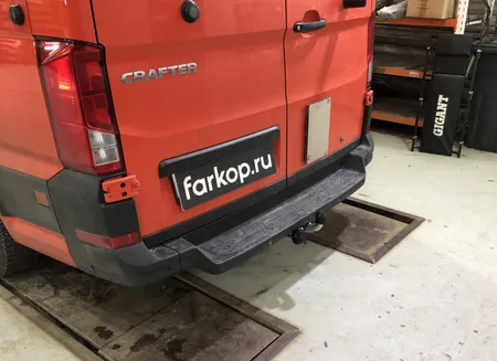 Фаркоп Galia для Volkswagen Crafter 2017-, (для а/м со ступенькой, одинарные колеса сзади) V085A в Севастополь Фаркоп Galia для Volkswagen Crafter 2017-, (для а/м со ступенькой, одинарные колеса сзади) V085A в Севастополь