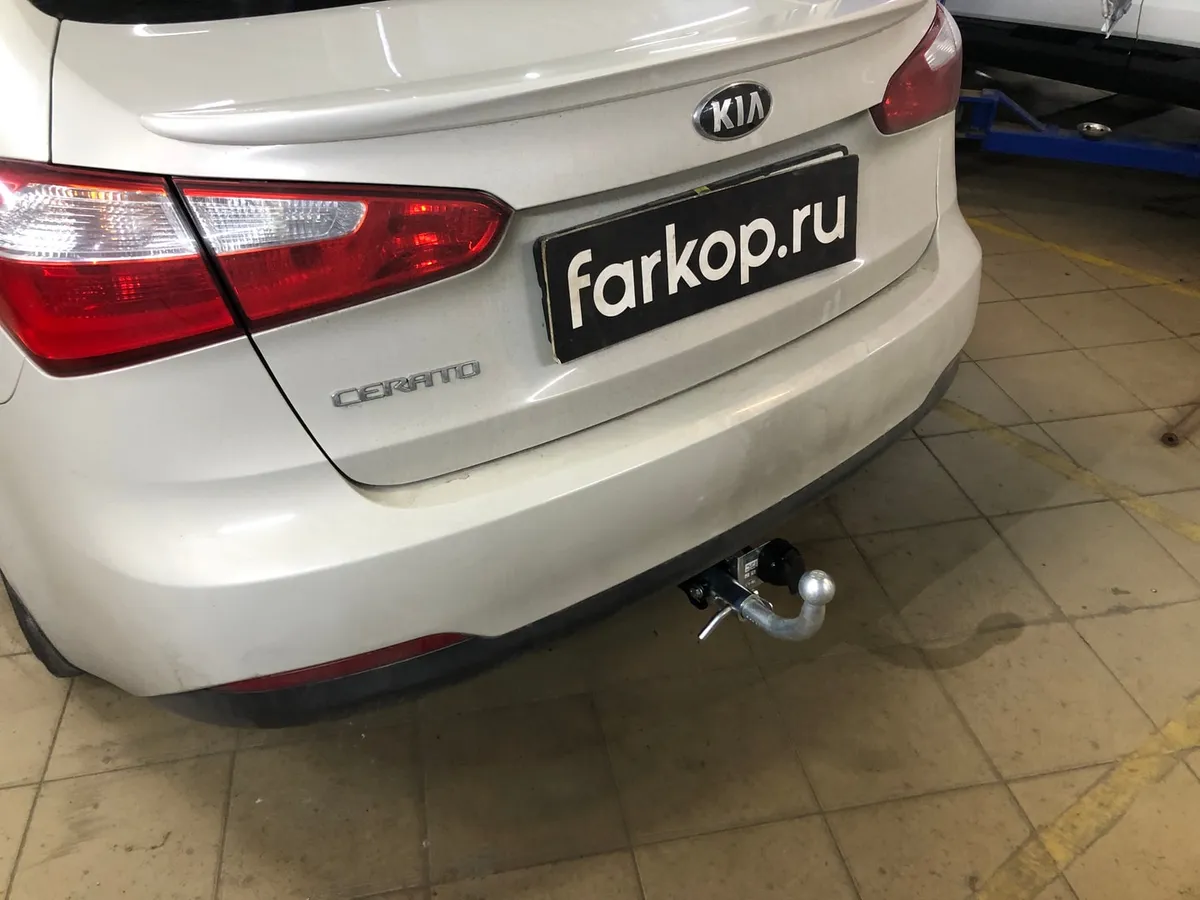 Фаркоп Лидер Плюс для Kia Cerato (седан) 2013-2016 K127-BA в Севастополь