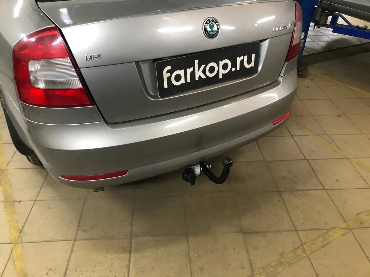 Фаркоп Лидер Плюс для Skoda Octavia 2008-2013 (только лифтбек) S106-A в Севастополь