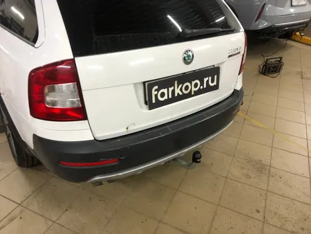 Фаркоп Galia для Skoda Octavia (лифтбек, универсал, вкл. Scout) 2005-2013 S086A в Севастополь
