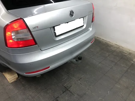 Фаркоп Galia для Skoda Octavia (лифтбек, универсал, вкл. Scout) 2005-2013 S086C в Севастополь