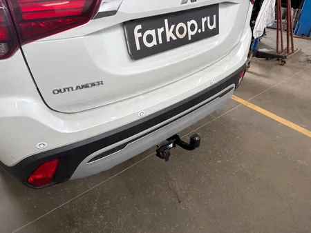 Фаркоп Berg для Mitsubishi Outlander 2012-2022 Арт. F.4013.001 F.4013.001 в Севастополь