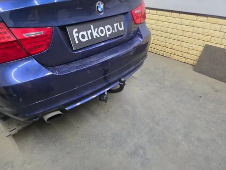 Фаркоп Steinhof для BMW 3 серия 2005-2013 B-045 в Севастополь