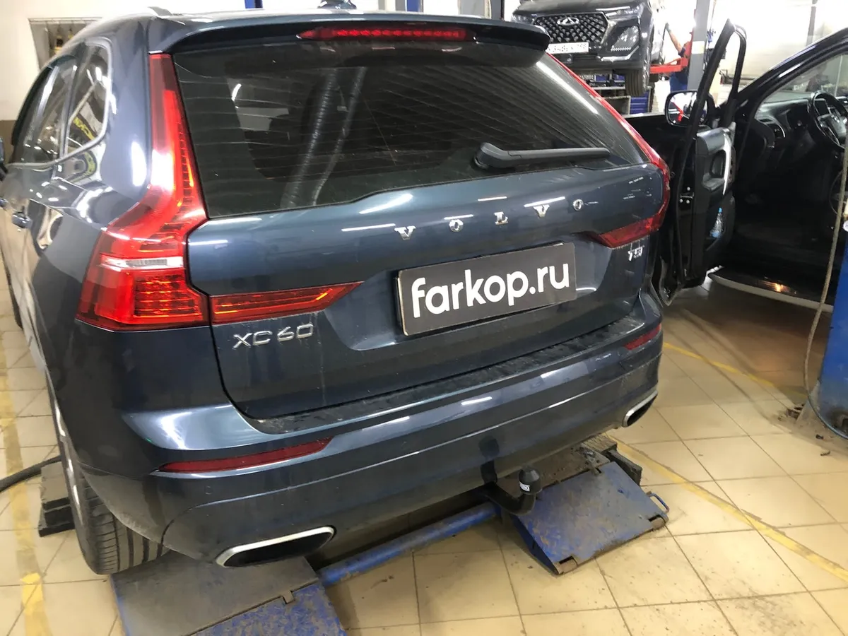 Фаркоп Galia для Volvo XC60 2017- V083V в Севастополь