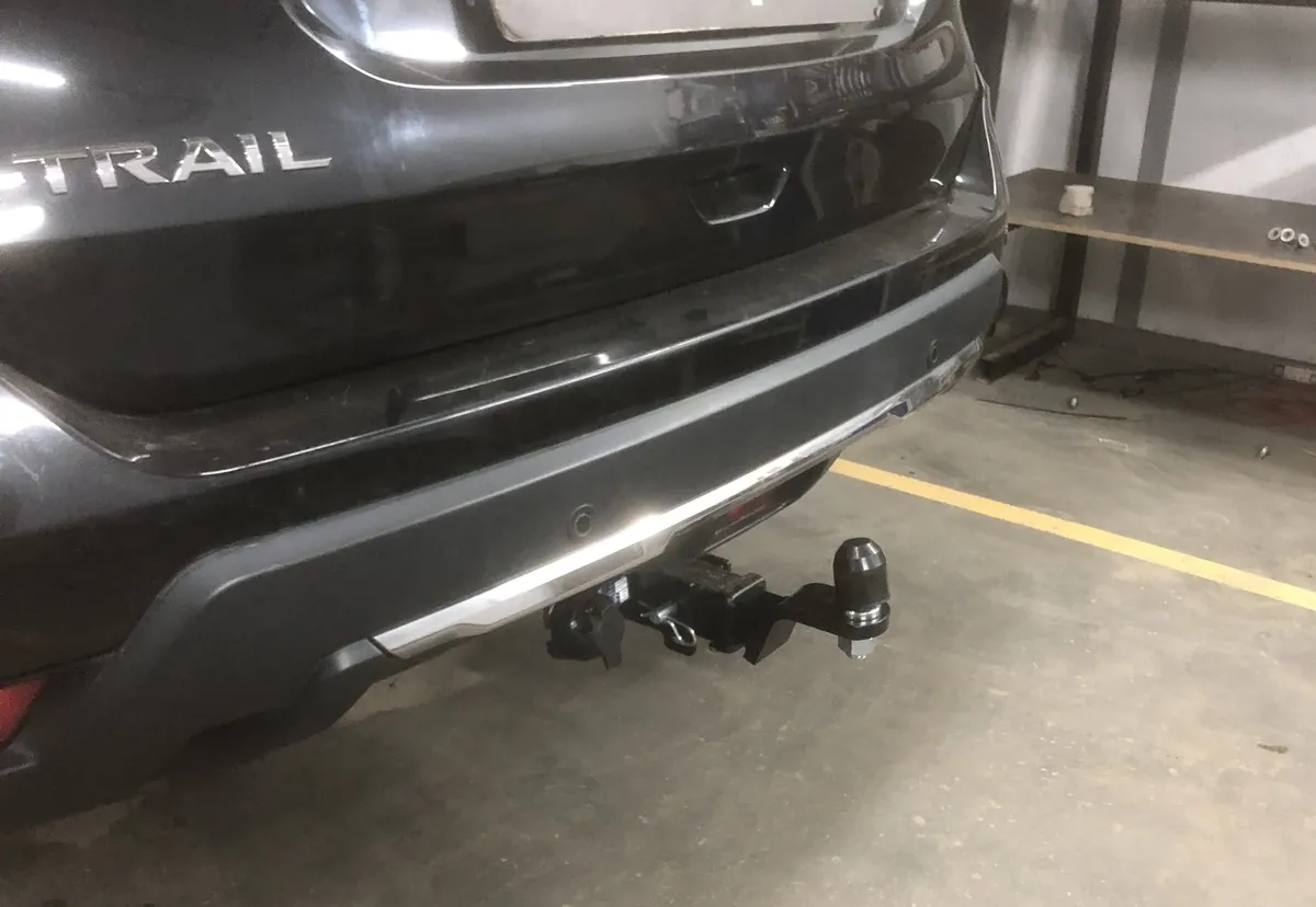 Фаркоп Berg для Nissan X-Trail 2015-2022 F.4113.001 в Севастополь Фаркоп Berg для Nissan X-Trail 2015-2022 F.4113.001 в Севастополь