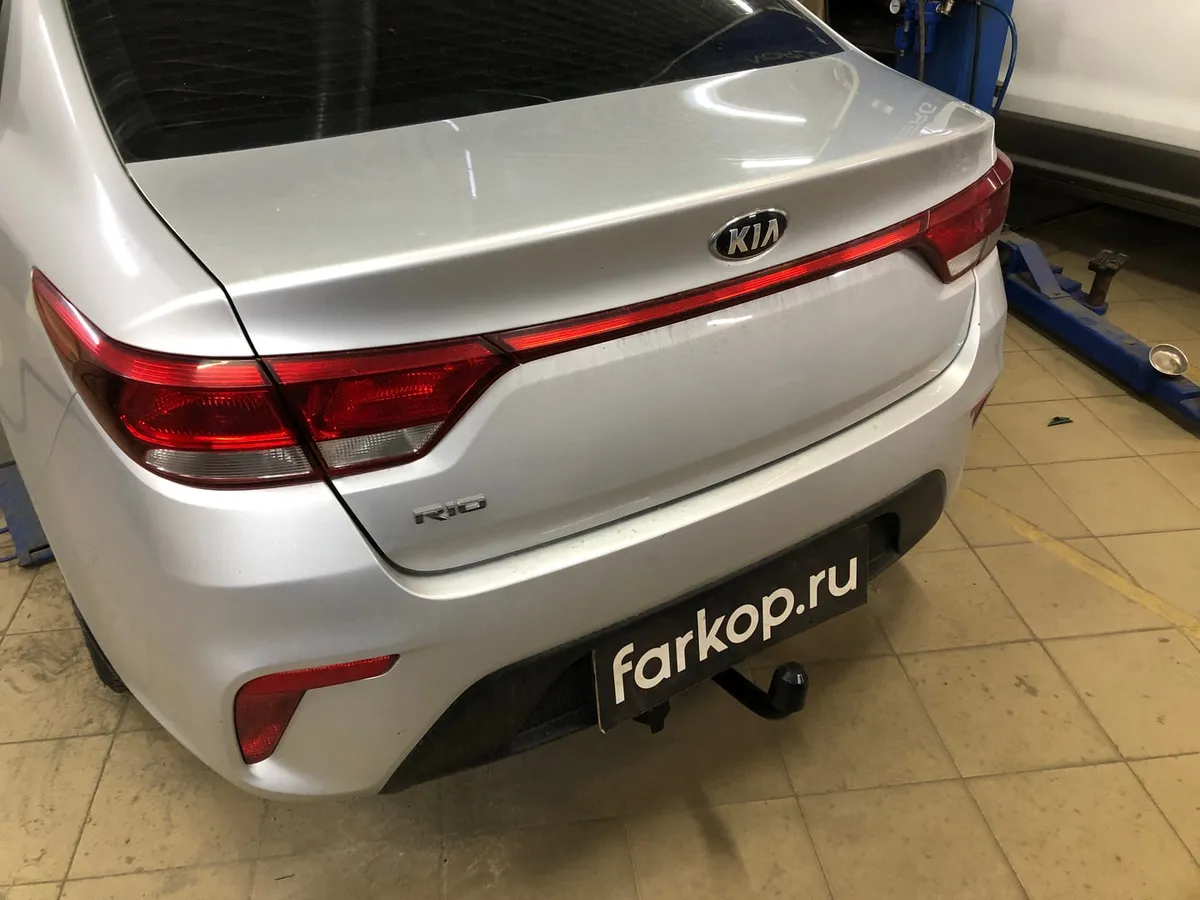 Фаркоп Berg для Kia Rio 2017-2020 F.2311.001 в Севастополь Фаркоп Berg для Kia Rio 2017-2020 F.2311.001 в Севастополь
