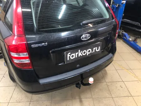 Фаркоп Трейлер для Kia Сeed (универсал) 2007-2012 Арт. 7354 7354 в Севастополь