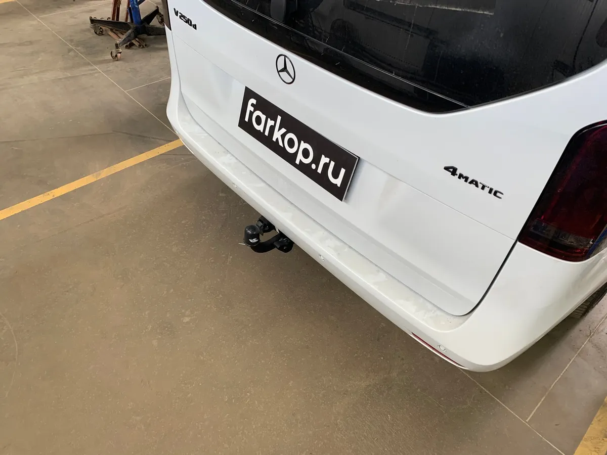 Фаркоп Steinhof для Mercedes V-class 2014- M-239 в Севастополь