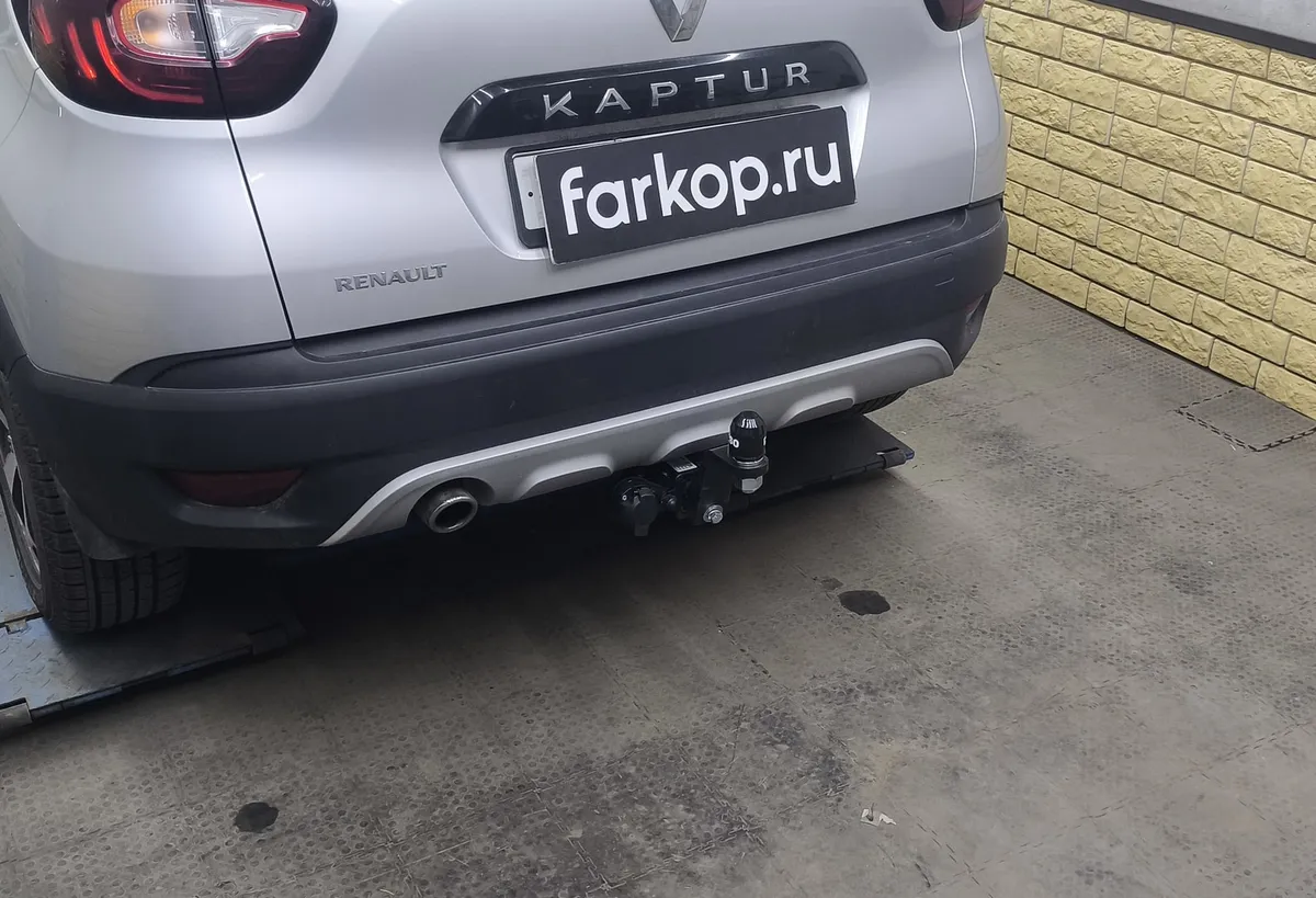 Фаркоп Oris для Renault Kaptur 2016-2022 4374-E в Севастополь